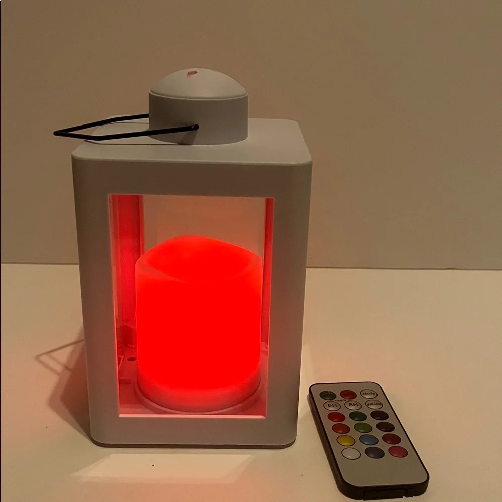 Decorative LED Flame-less Lantern with Remote